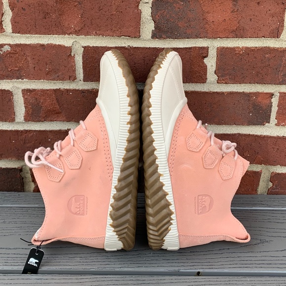 Sorel Out 'N About Boot - Picture 8 of 13